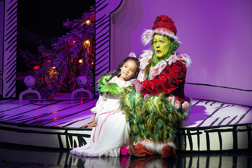 Arden Elise Johnson as Cindy-Lou Who and Andrew Polec as The Grinch in Dr. Seuss’s How the Grinch Stole Christmas!, 2023. Photo by Jim Cox.